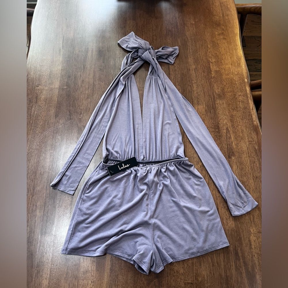 Lulus Dusty Purple Multiway Wrap Romper Plunge Halter Open Back Tie XS NWT USA - Picture 3 of 10